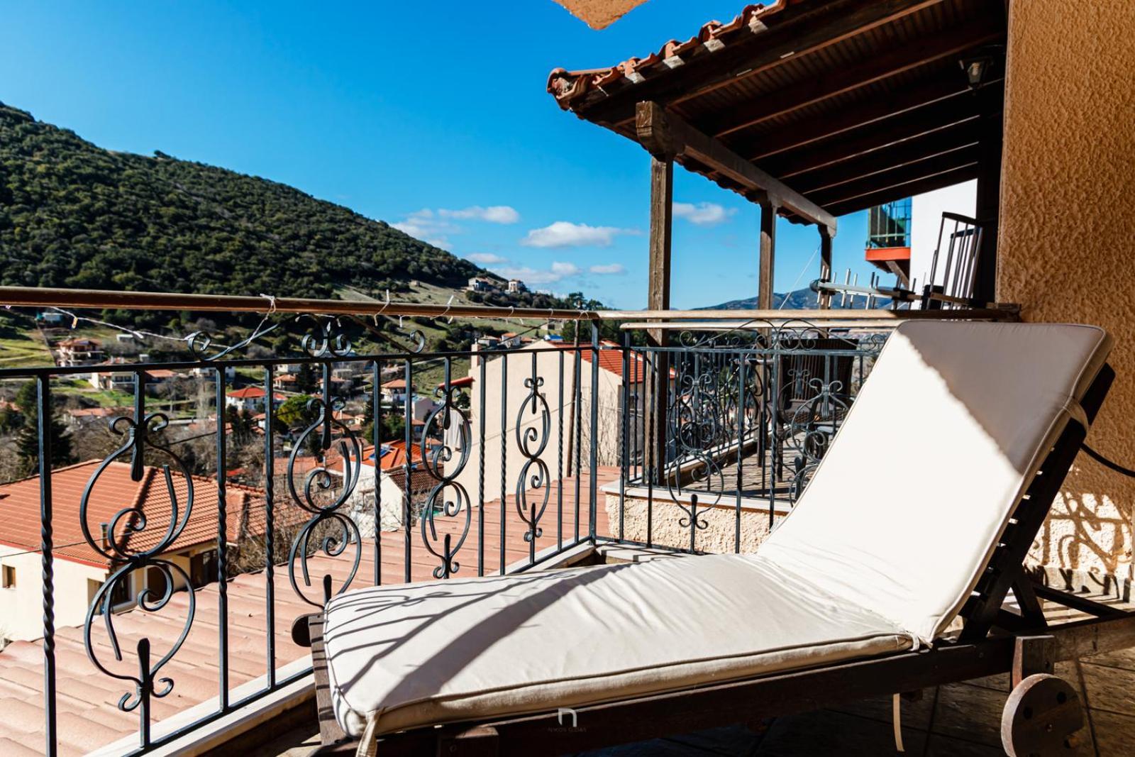 Fanaras Hotel Калаврита Экстерьер фото