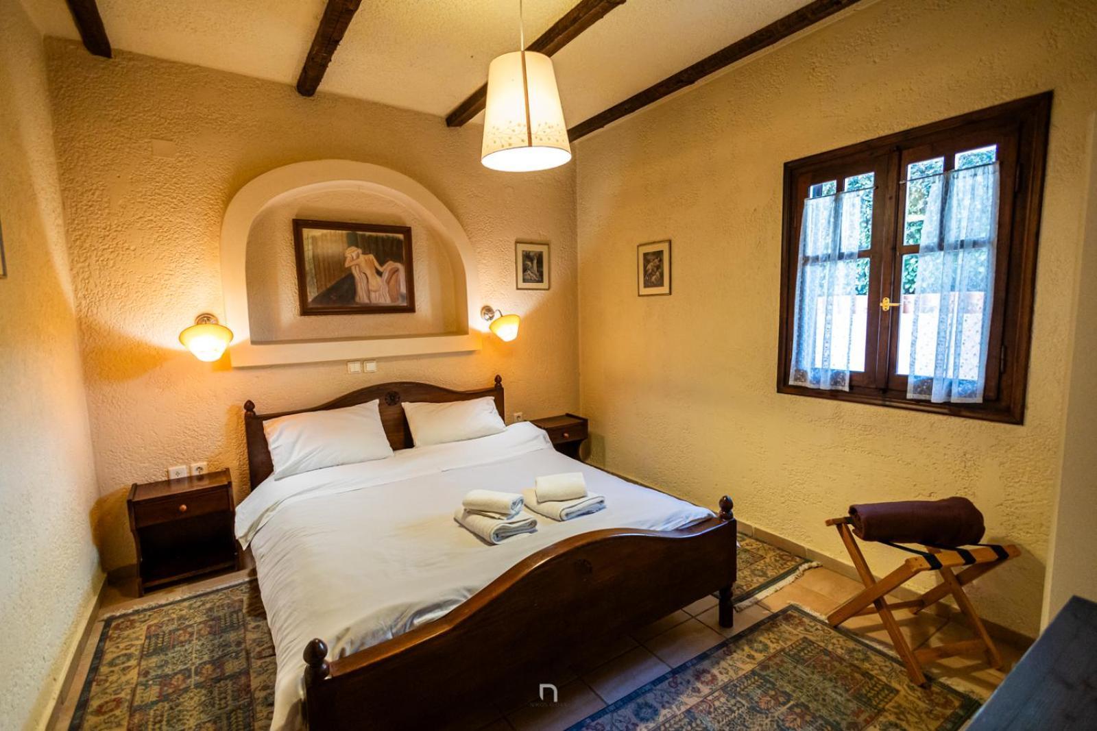 Fanaras Hotel Калаврита Экстерьер фото