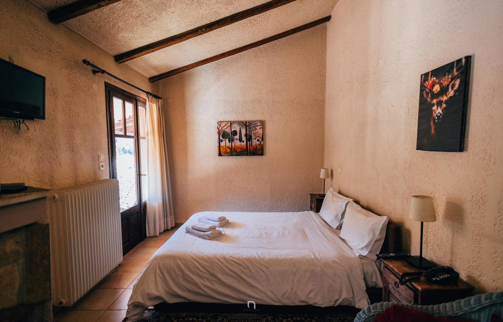 Fanaras Hotel Калаврита Экстерьер фото